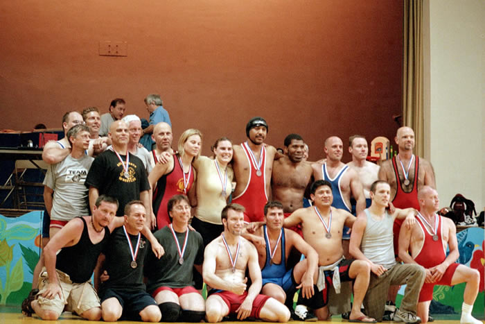 2004_group_02